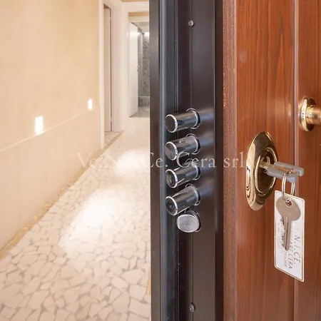 VeNICe Cera Ca' del Gondoliere Venezia